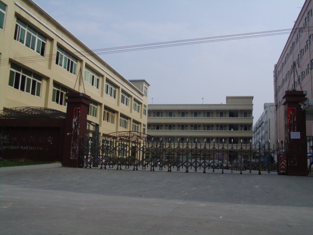 横沥三江工业区电子厂分租一、二楼.