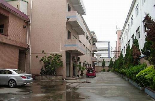 新出1000平方民房三层厂房出租