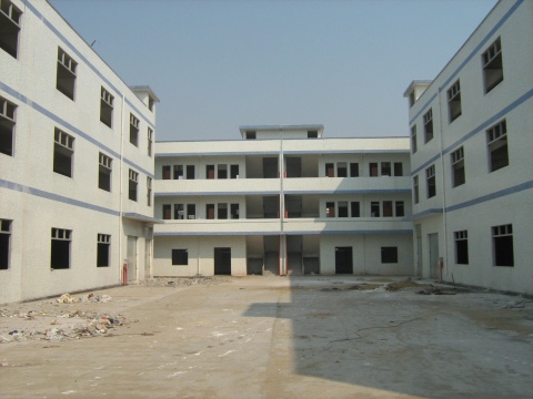 寮步8成新厂房出租,租金便宜