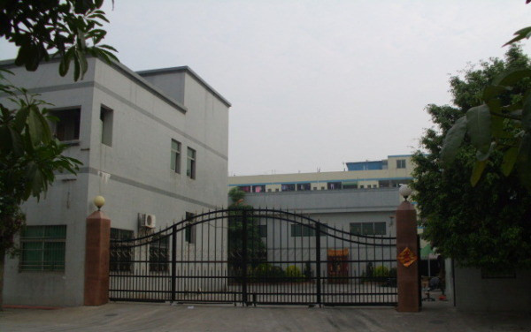 横沥镇厂房分租一楼850平方