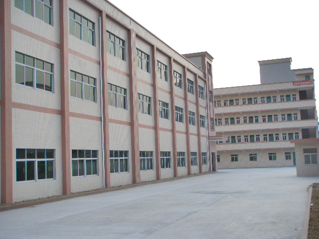 横沥工业园3000平…